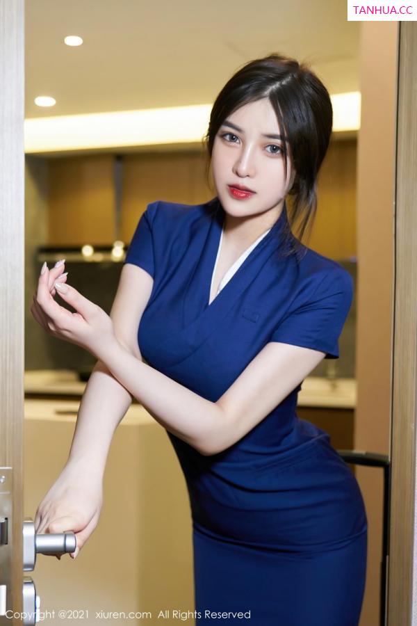 韩静安  你的女友韩静安 优雅空乘制服第2张图片